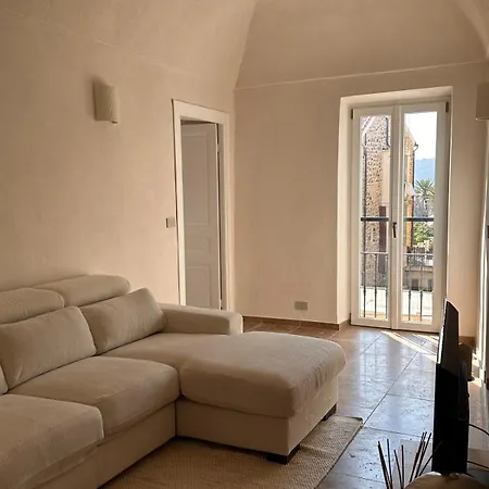 Casa Pietra